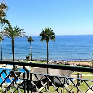 https://mi-capricho-beach-front-apartment-p-14-3b.es-andalucia.com