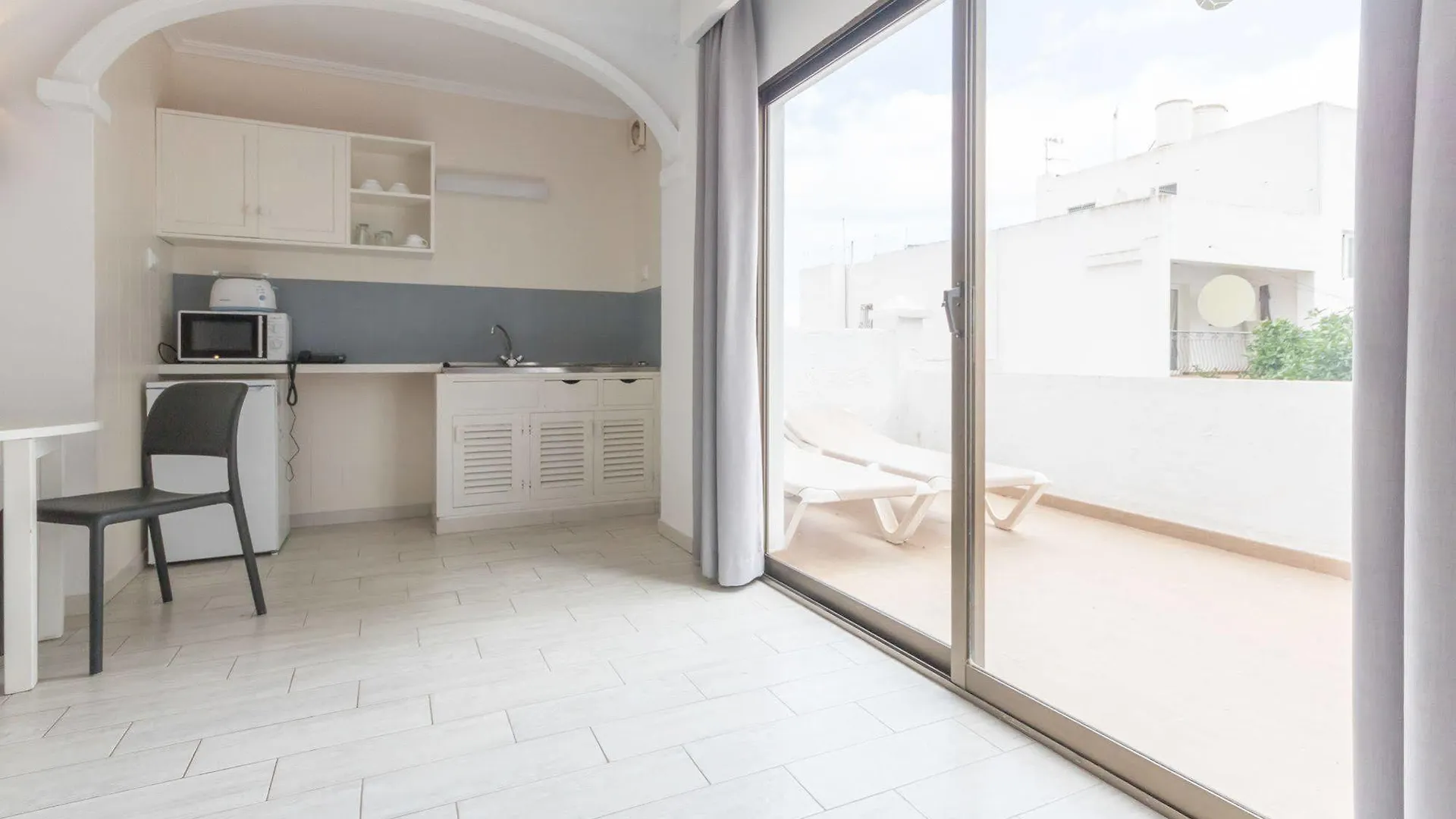 Apartamentos Orosol 2 By Typic Hotels San Antonio  0*, San Antonio (Ibiza)